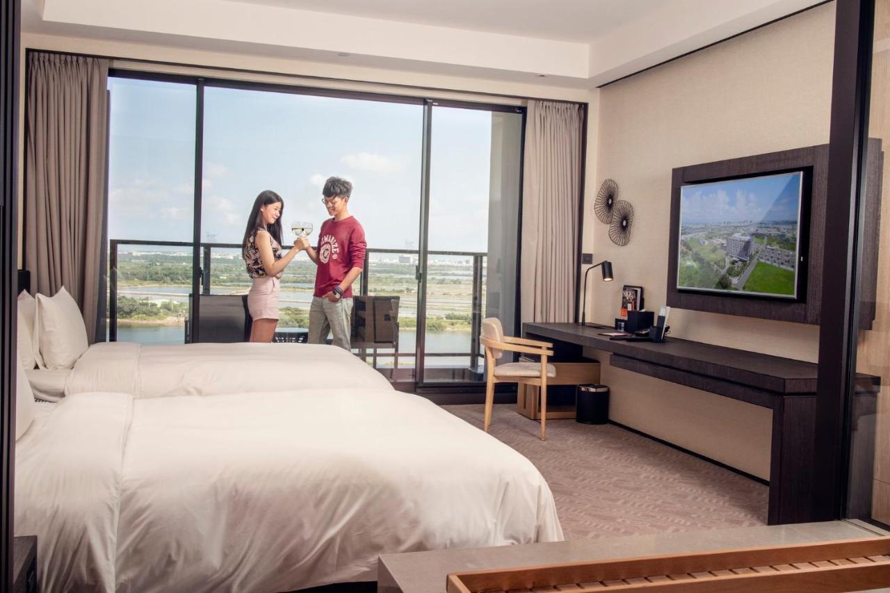 Crowne Plaza Tainan By Ihg Hotel Eksteriør billede Deluxe Room